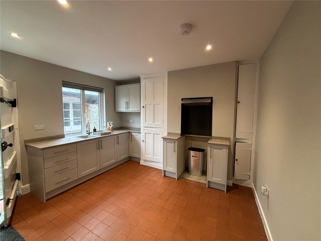 24 Chapel Lane - Picture No. 20