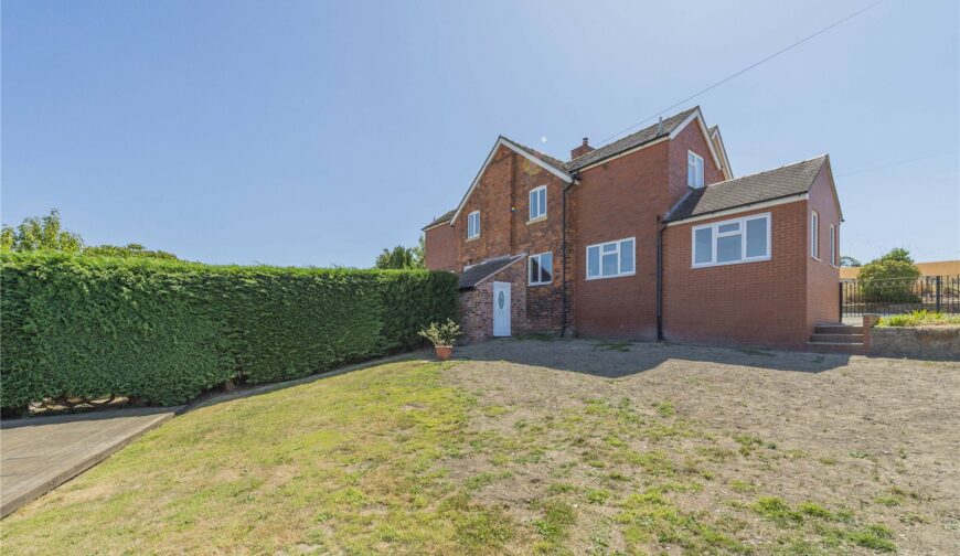 1 Parton Wood, Winnington - Picture No. 40