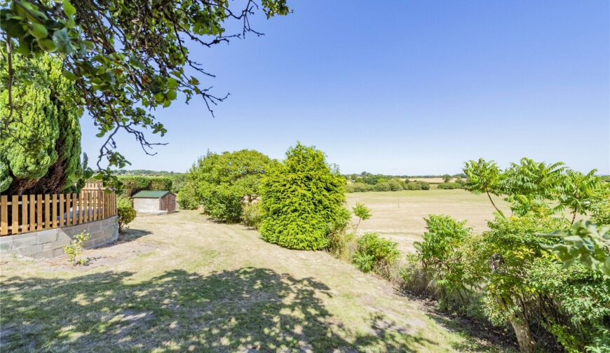 2 Parton Wood, Winnington - Picture No. 23