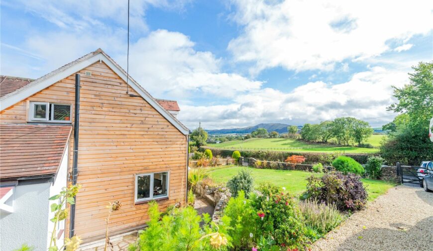 3 The Square - Picture No. 89