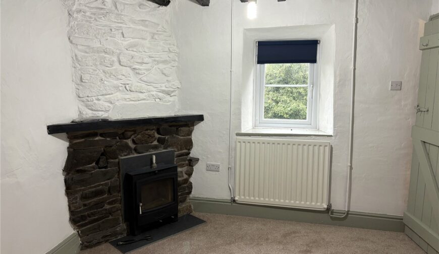 Tyn Y Ffridd, Llangwm - Picture No. 03