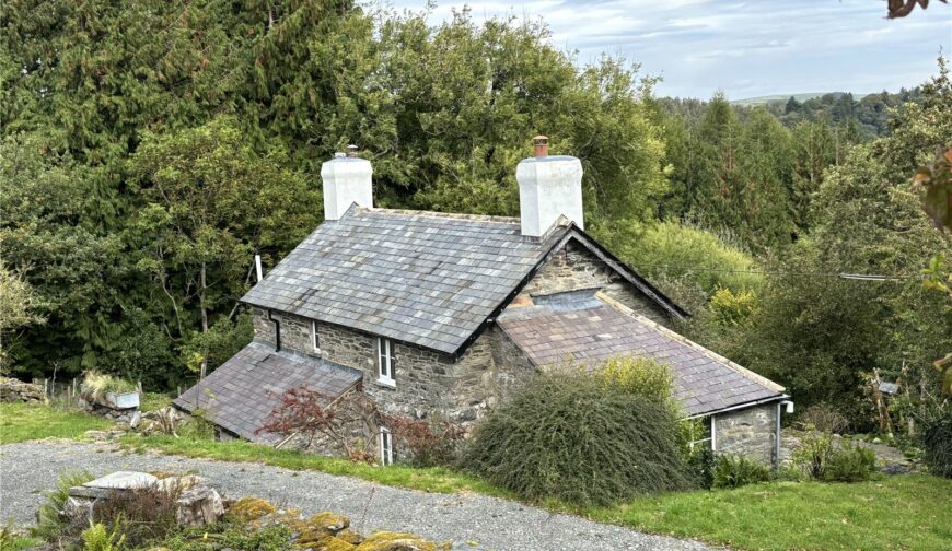 Tyn Y Ffridd, Llangwm - Picture No. 15