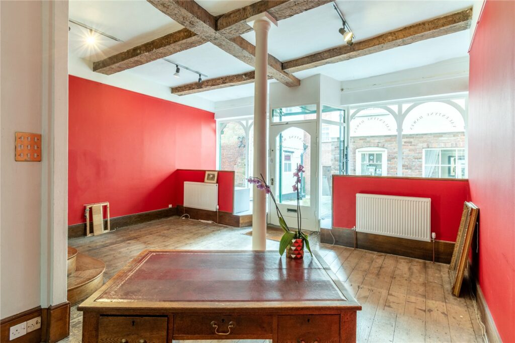 10 Church Street, Ludlow - Picture No. 02