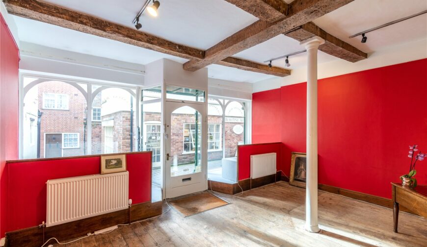 10 Church Street, Ludlow - Picture No. 06