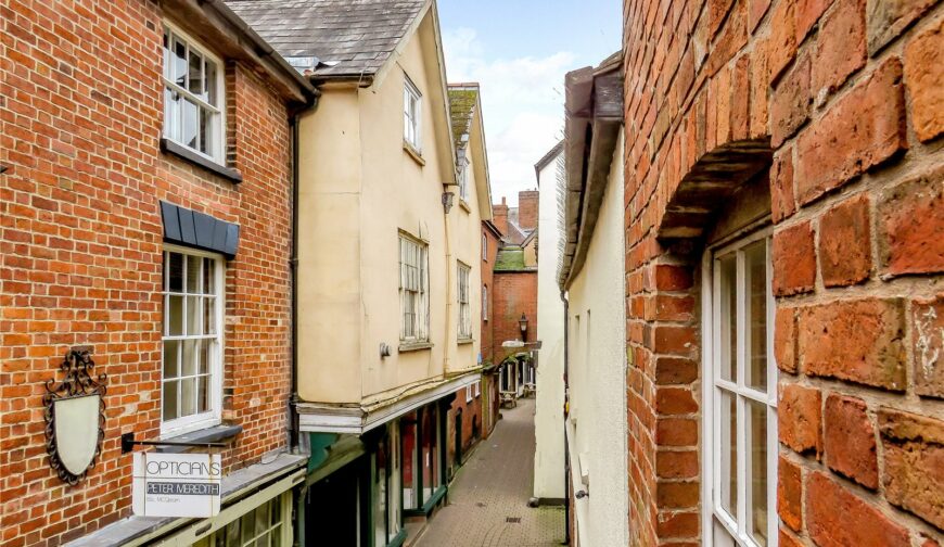 10 Church Street, Ludlow - Picture No. 17