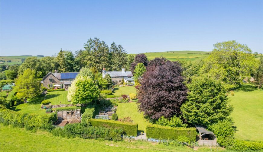 Stonewall Cottage - Picture No. 02