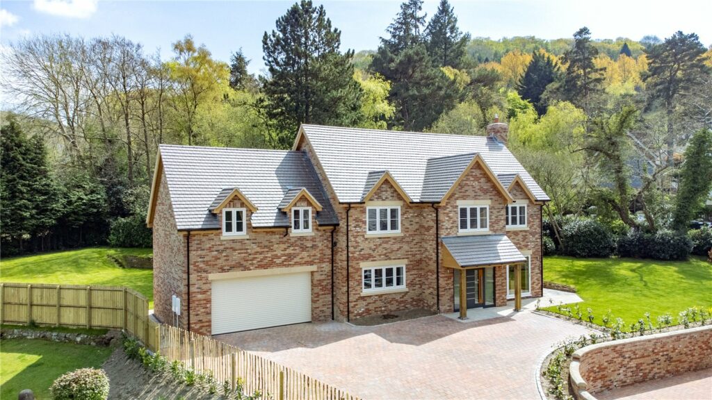 Bridgelands, Clive Avenue - 1