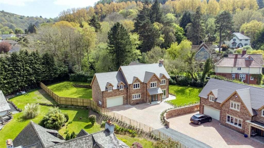 Bridgelands, Clive Avenue - 4