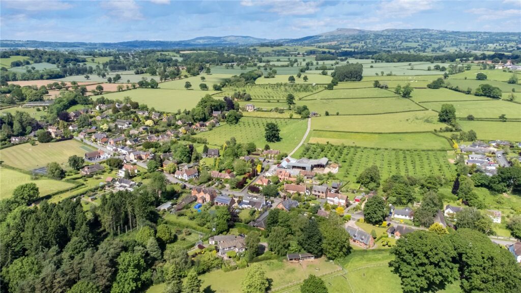 The Old Cider House, Ashford Carbonel - Picture No. 06