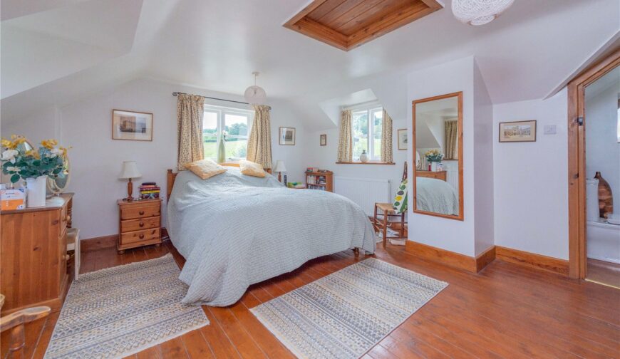 Wainbridge House, Clee St. Margaret - Picture No. 18