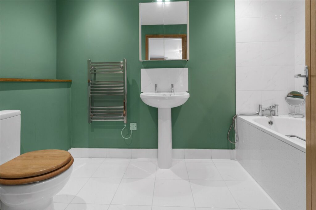 Mill Farm Barns, Bitterley - Picture No. 16