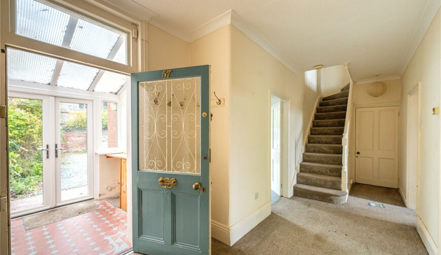 Dunning House, Gravel Hill - Picture No. 03