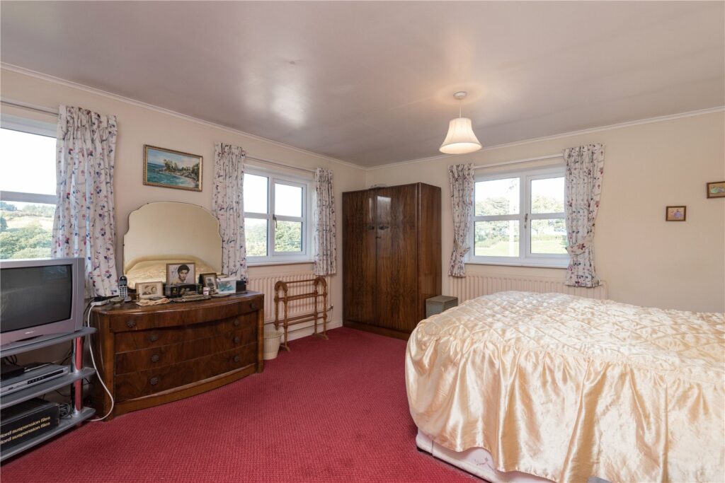 Woodgate Farm, Wall Bank - Picture No. 05