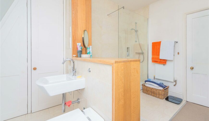 125 Belle Vue Road, Shrewsbury - Picture No. 9