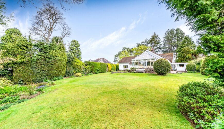 Kingswood, Helmeth Road - Picture No. 11