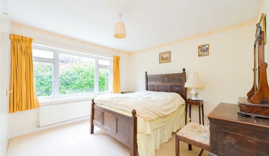 Kingswood, Helmeth Road - Picture No. 09