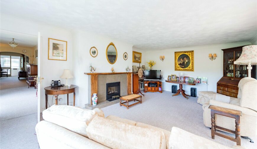 Kingswood, Helmeth Road - Picture No. 06