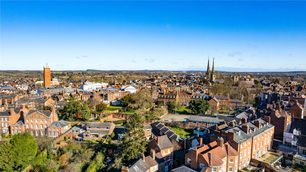 23 The Crescent, Town Walls - 28