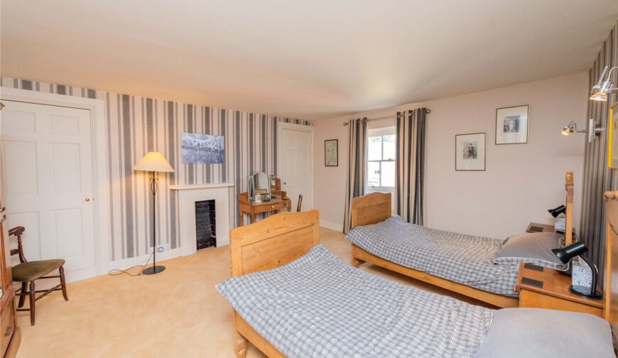 23 The Crescent, Town Walls - 17