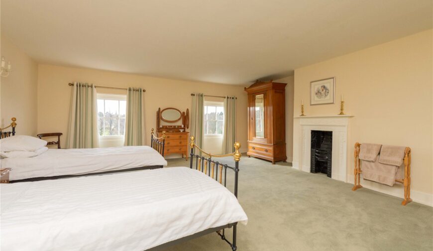 23 The Crescent, Town Walls - 18