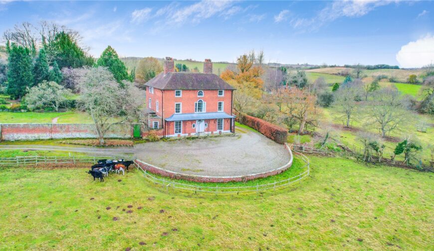 Roughton House, Roughton - Exterior