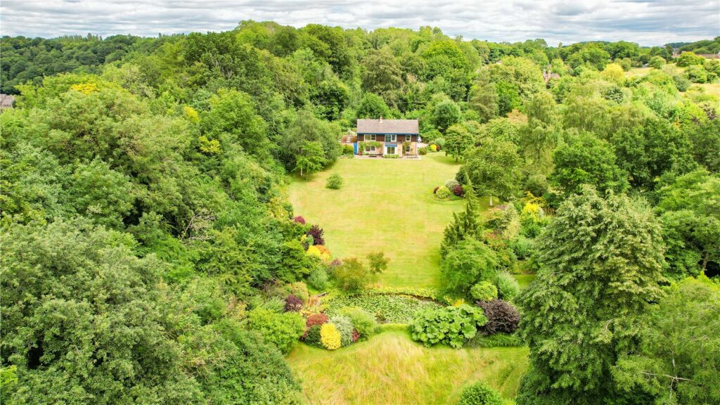 Limeburners, Lincoln Hill - External