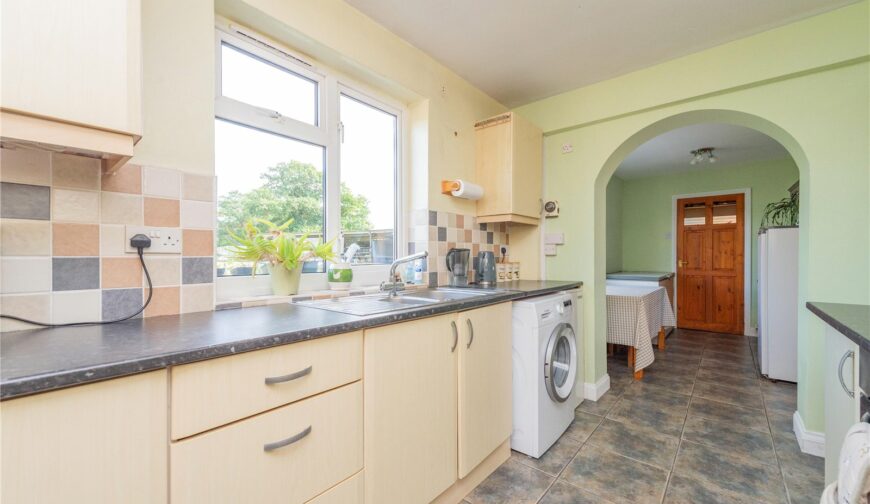 3 Dukes Cottages, Halghton - Picture No. 06