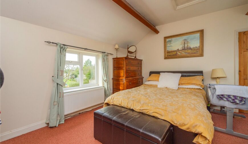 3 Dukes Cottages, Halghton - Picture No. 11