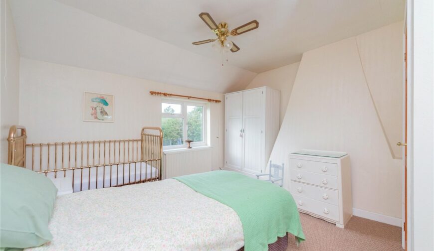 3 Dukes Cottages, Halghton - Picture No. 12