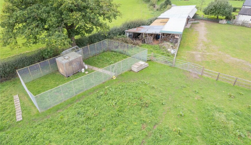 3 Dukes Cottages, Halghton - Picture No. 14