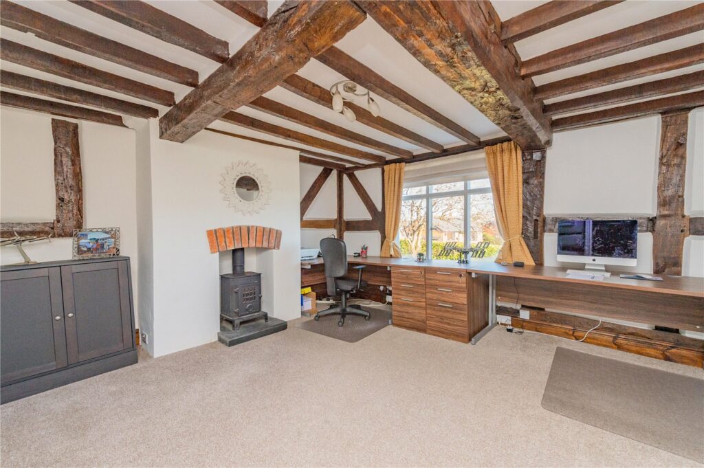 The Laurels, Church Road - 10