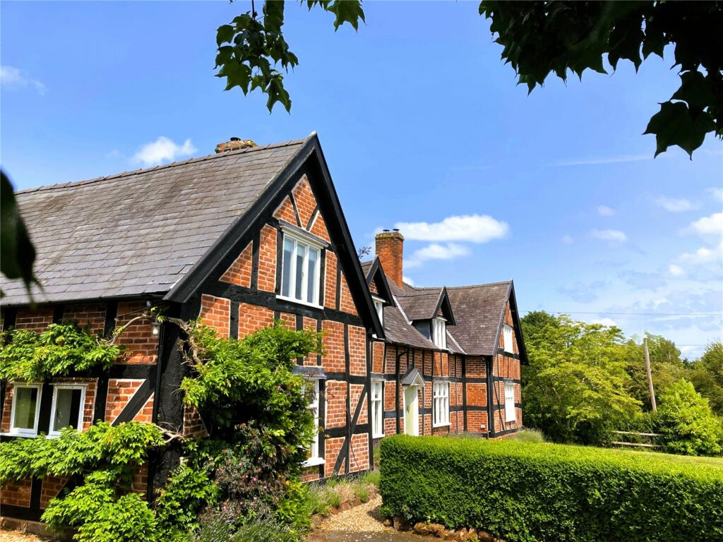 The Laurels, Church Road - The Laurels