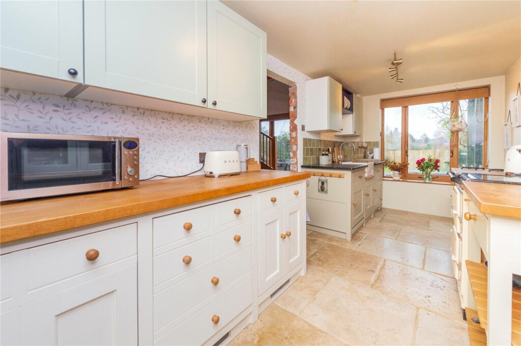 3 Rodington Court - 7