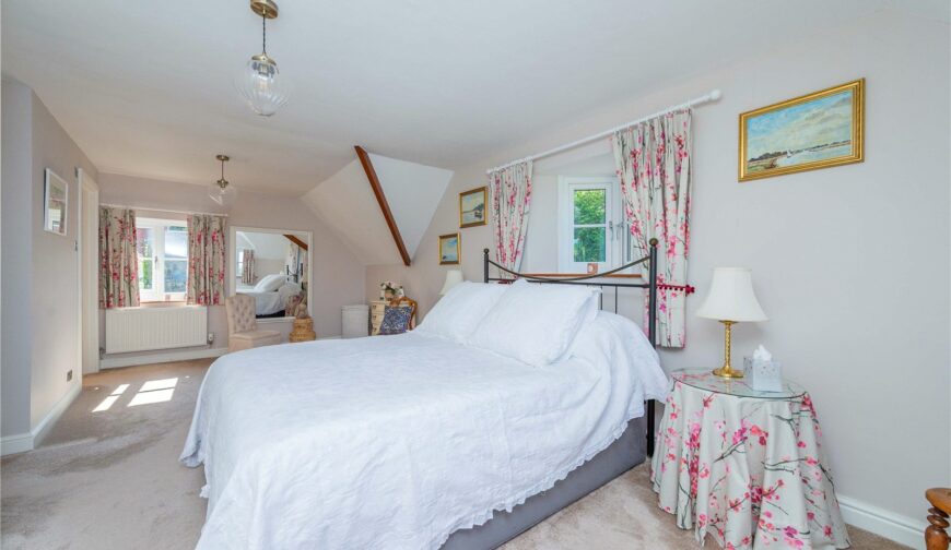 The Hollow, Hope Common - 7