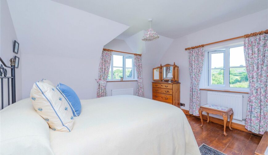 The Hollow, Hope Common - 10