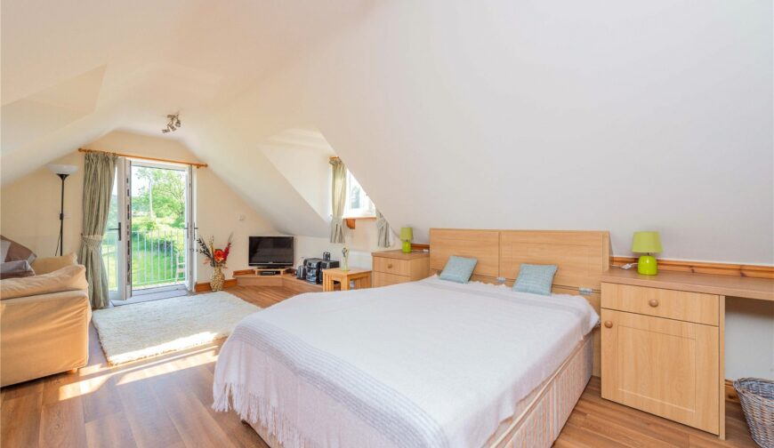 The Hollow, Hope Common - 21