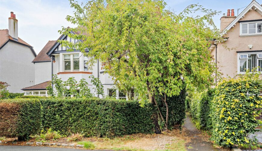 14 Porthill Gardens - Front