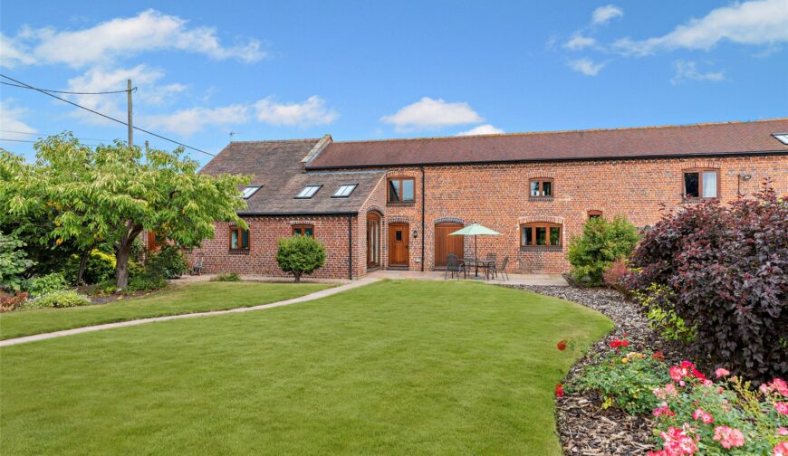 The Barley House, Red House Farm, Longdon-upon-Tern - The Barley House