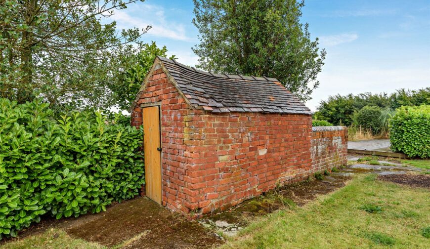 Squirrel Cottage, Shrewsbury Road - 14