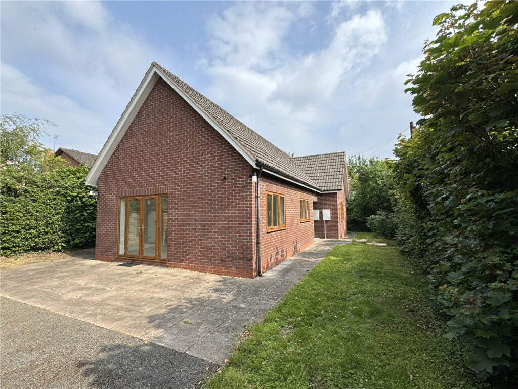 Lane End, Corner Lane - Picture No. 28