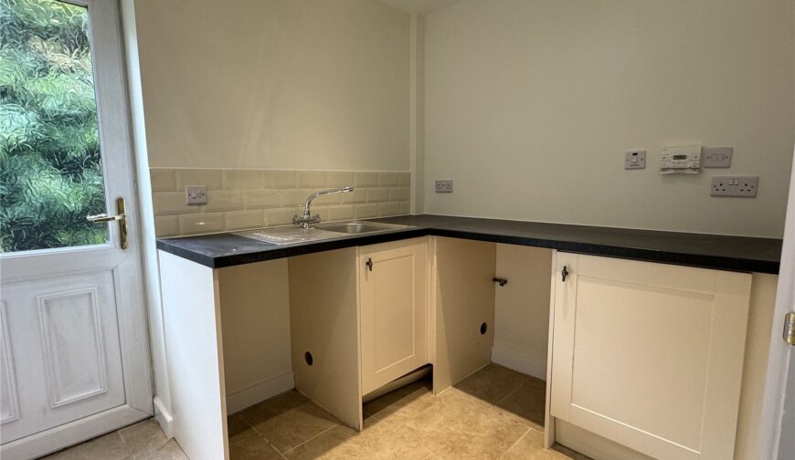 Lane End, Corner Lane - Picture No. 30