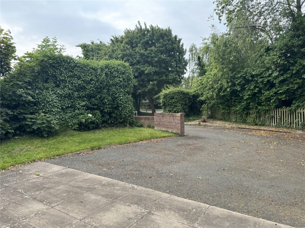 Lane End, Corner Lane - Picture No. 42