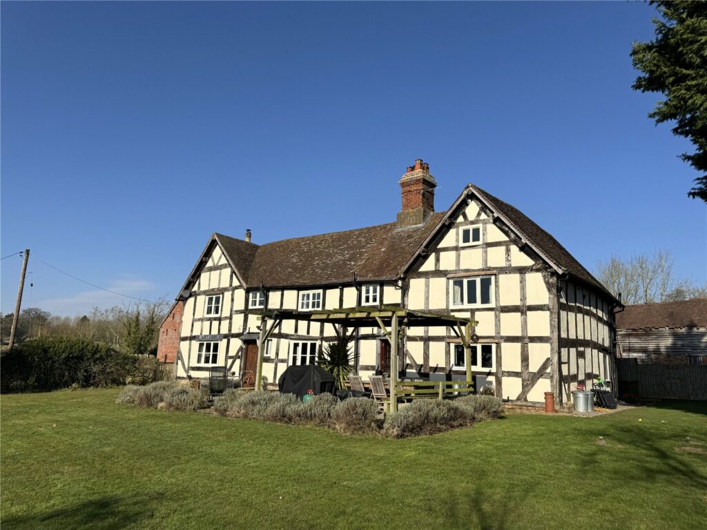 Lower House Farm, Sidbury - Picture No. 29