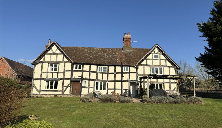 Lower House Farm, Sidbury - Picture No. 30