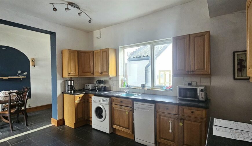 2 Dale Street - Picture No. 22