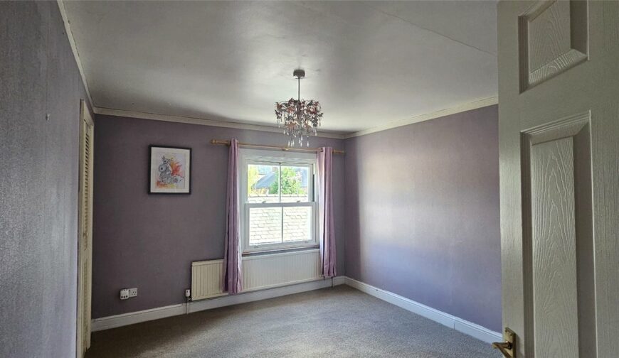 2 Dale Street - Picture No. 40