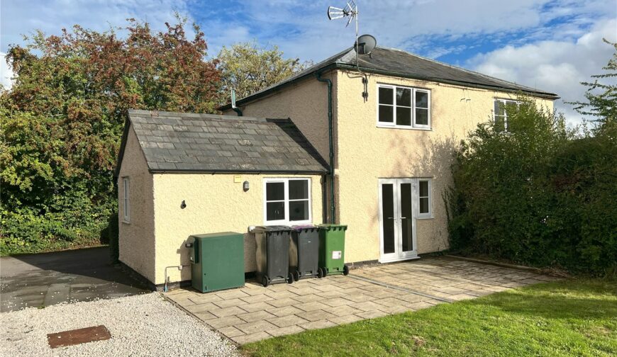 2 Oak Cottages - Picture No. 10