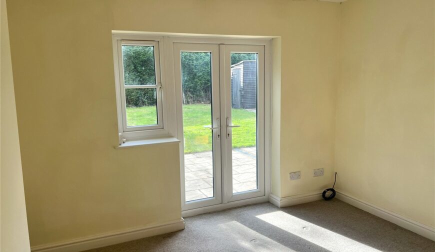 2 Oak Cottages - Picture No. 15