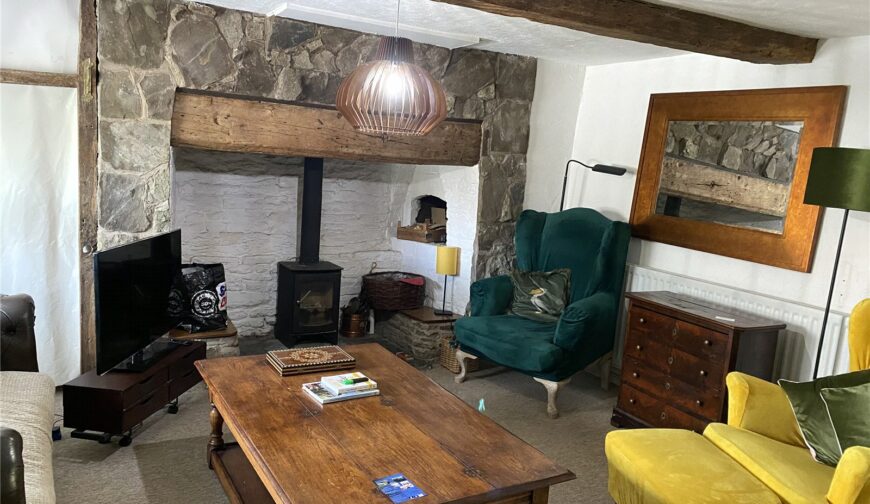 32 High Street - Picture No. 14