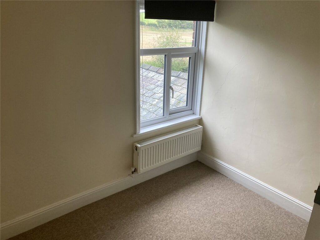 1 Spunhill Cottages, Whitemere - Picture No. 19